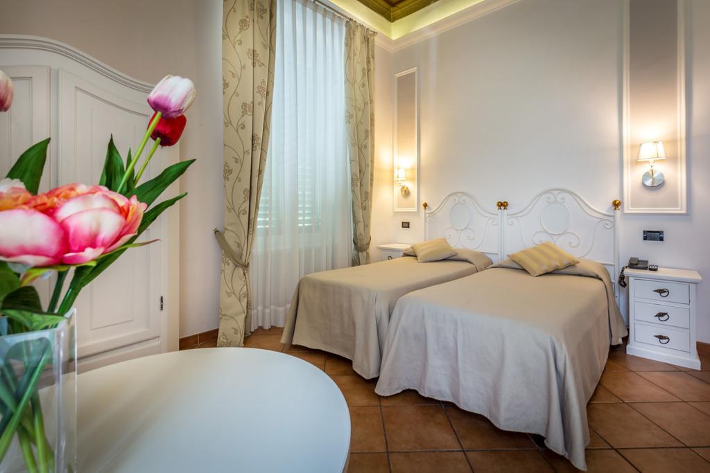 Hotel Ferrucci Firenze Esterno foto
